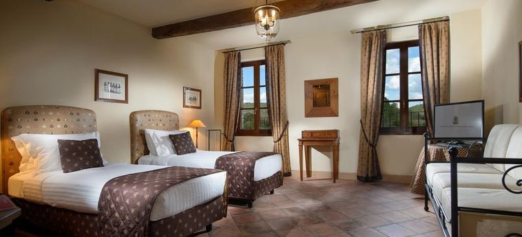 Hotel La Bagnaia Golf & Spa Resort Siena Curio A Collection By Hilton:  SIENA