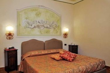 Hotel Borgo Grondaie:  SIENA