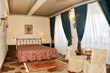 Hotel Residenza D' Epoca Palazzo Fani Mignanelli:  SIENA