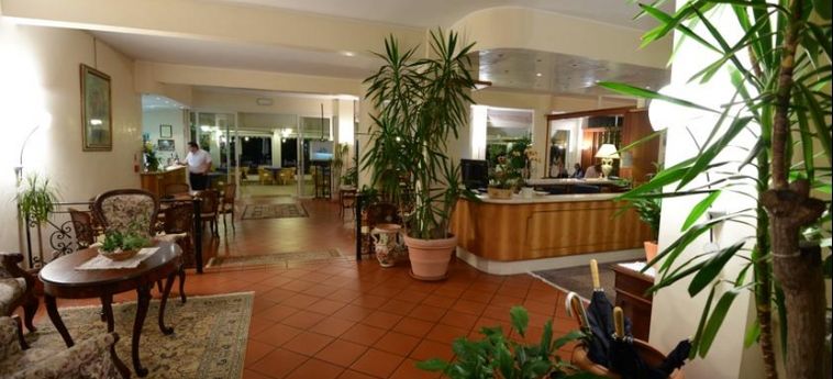 Hotel Parco Delle Rose:  SILVI MARINA - TERAMO