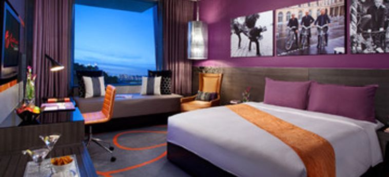 Hard Rock Hotel Singapore:  SINGAPORE