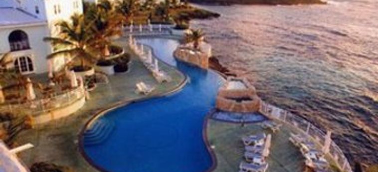 Hotel Oyster Bay Beach Resort:  SINT MAARTEN