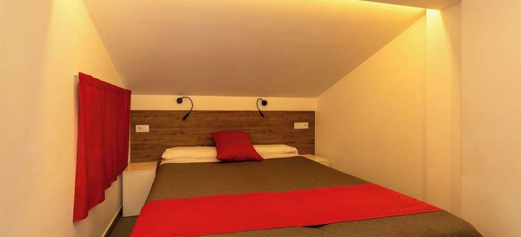 Hotel Apartamentos Sunway Apollo :  SITGES