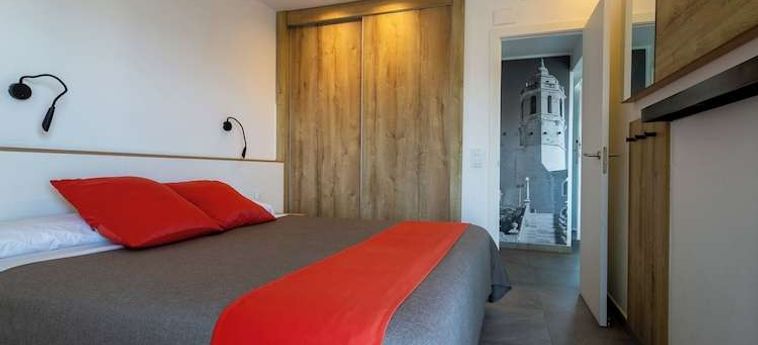 Hotel Apartamentos Sunway Apollo :  SITGES
