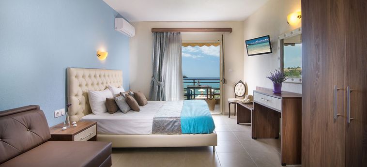 Hotel Castro De Lux Sithonia - Porto Carra : Photo 