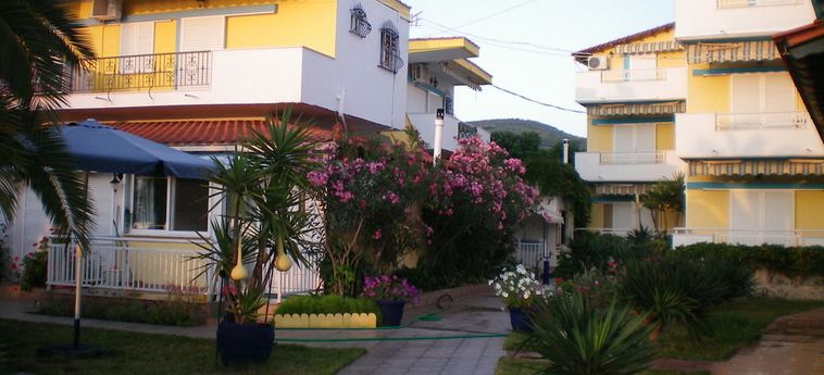 Hotel Studios Castro:  SITHONIA - PORTO CARRA