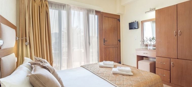 Hotel Blue Green Bay:  SKOPELOS