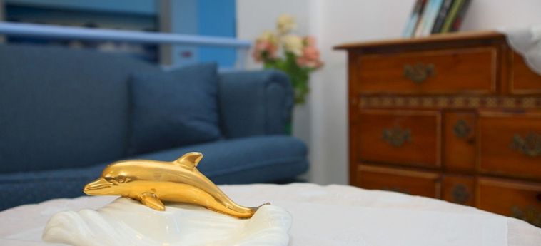Dolphin Hotel:  SKOPELOS