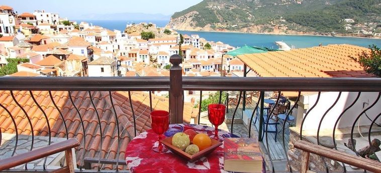 Hotel Aperanto Galazio Skopelos : Photo 
