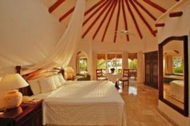 Hotel El Dorado Casitas Royale:  SOLIDARIDAD