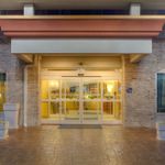 HOLIDAY INN EXPRESS & SUITES SOMERSET CENTRAL 2 Stars