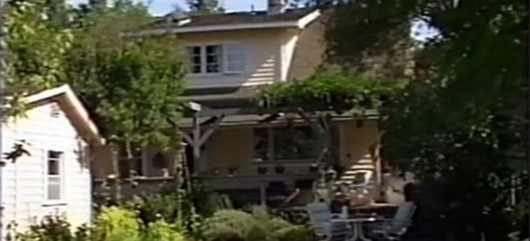 Hollyhock Country House:  SONOMA (CA)