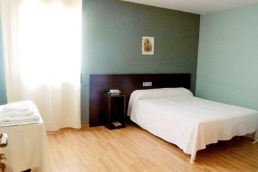 Hotel Hostal La Venta De Valcorba:  SORIA