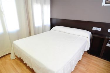 Hotel Hostal La Venta De Valcorba:  SORIA