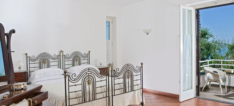 Hotel Villa Oriana Relais:  SORRENTO COAST