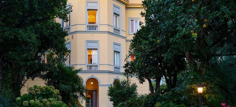 Hotel Villa Preziosa Al Pizzo 3 Km Da Sorrento:  SORRENTO COAST