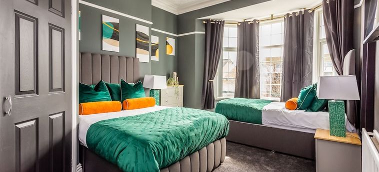 Hotel Comfy-Stays - Lower Ocean Road:  South Shields