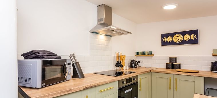 Hotel Comfy-Stays - Lower Ocean Road:  South Shields