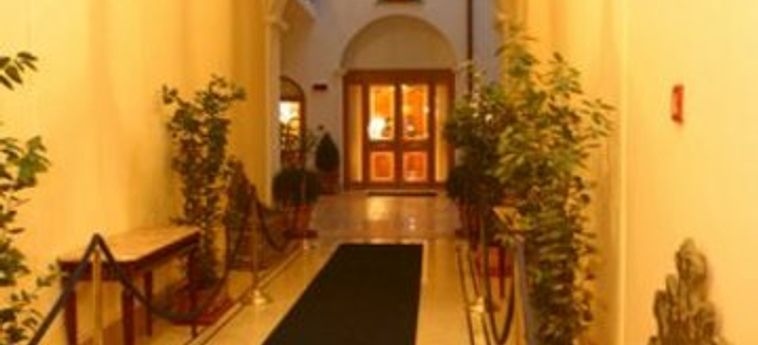 Hotel Cavaliere Palace:  SPOLETO - PERUGIA