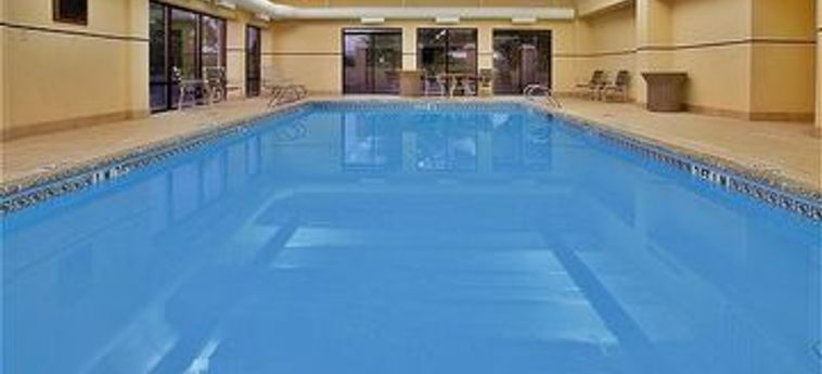 HOLIDAY INN HOTEL & SUITES SPRINGFIELD - I-44 3 Sterne