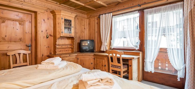 Hotel Talhof Nigg By Skinetworks St Anton Am Arlberg: Foto 