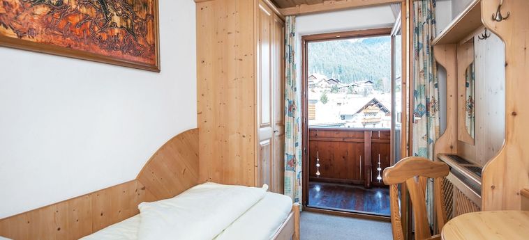 Hotel Talhof Nigg By Skinetworks St Anton Am Arlberg: Foto 