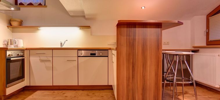 Spacious Apartment In Sankt Anton Am Arlberg With Balcony St Anton Am Arlberg: Foto 