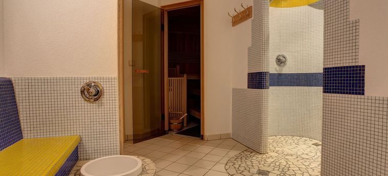 Spacious Apartment In Sankt Anton Am Arlberg With Balcony St Anton Am Arlberg: Foto 
