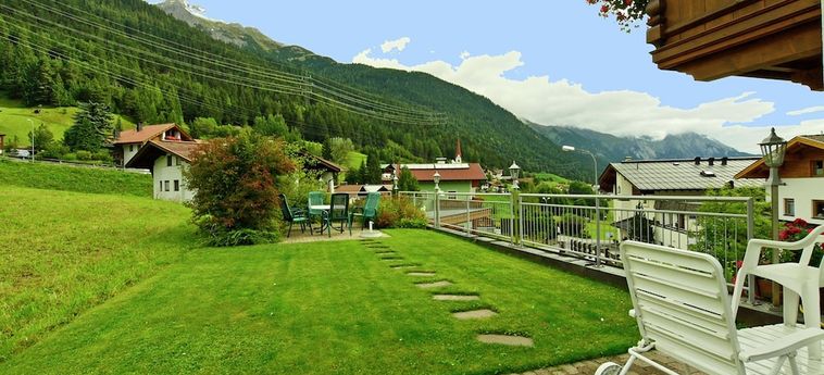 Spacious Apartment In Sankt Anton Am Arlberg With Balcony St Anton Am Arlberg: Foto 