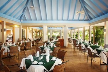 Hotel Smugglers Cove Resort And Spa All Inclusive:  ST LUCIA