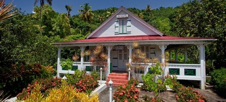 Hotel Villa Beach Cottages:  ST LUCIA