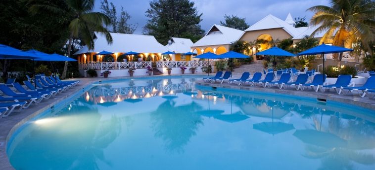 Hotel Almond Smugglers Cove:  ST LUCIA