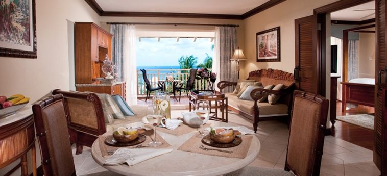 Hotel Sandals Grande St. Lucia Spa & Beach Resort:  ST LUCIA