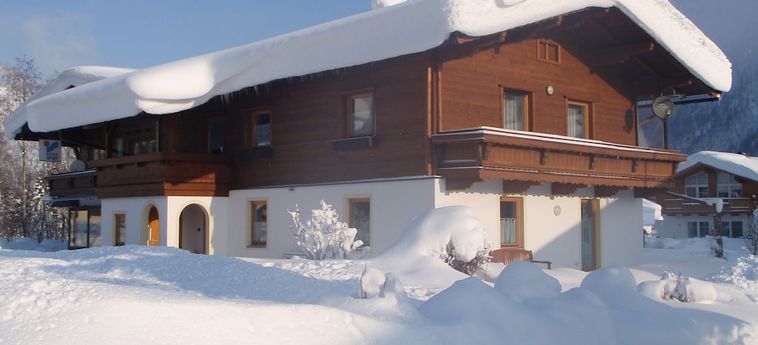 Hotel Ferienwohnung Annemarie Günther St Ulrich Am Pillersee : Photo 