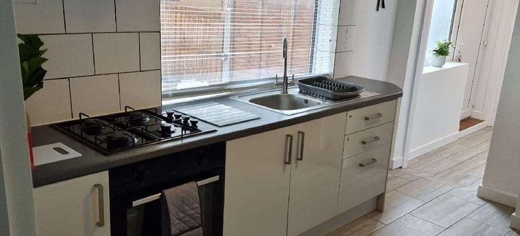 23 Woodhouse Stoke-On-Trent: Photo 