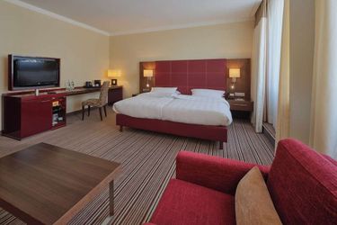 Hotel Steigenberger Graf Zeppelin Stuttgart: Photo 