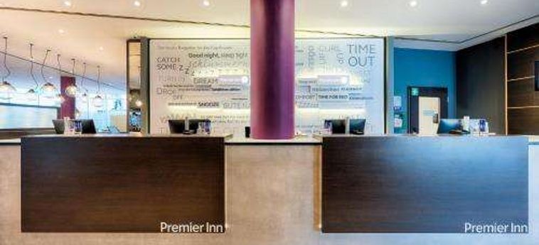 Premier Inn Stuttgart Bad Cannstatt Hotel:  STUTTGART