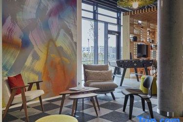 Hotel Adagio Stuttgart Neckarpark Stuttgart: Photo 