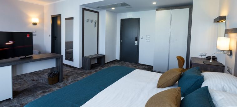 Hotel Best Western Plus Premium Inn:  SUNNY BEACH