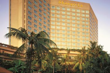 Hotel Shangri-La:  SURABAYA