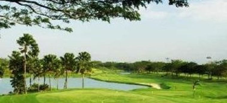 Ciputra Golf Club & Hotel Surabaya:  SURABAYA