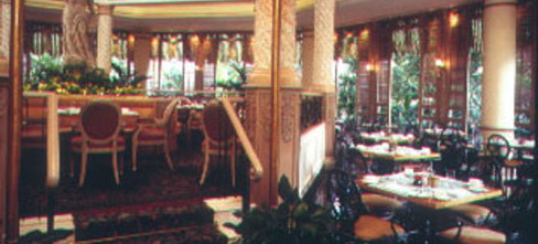 Hotel Jw Marriott:  SURABAYA