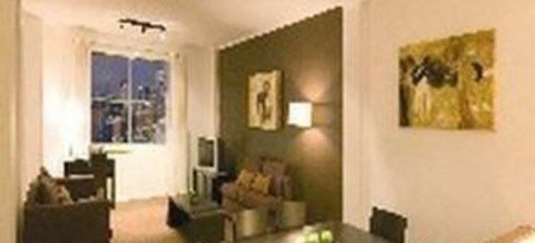 Oaks Goldsbrough Apartments:  SYDNEY - NEW SOUTH WALES