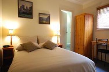 Ashfield Manor Bed And Breakfast:  SYDNEY - NEW SOUTH WALES