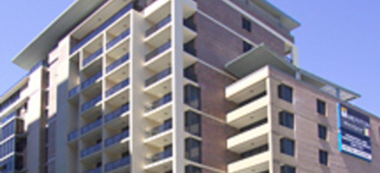 Hotel Meriton Parramatta:  SYDNEY - NUOVO GALLES DEL SUD