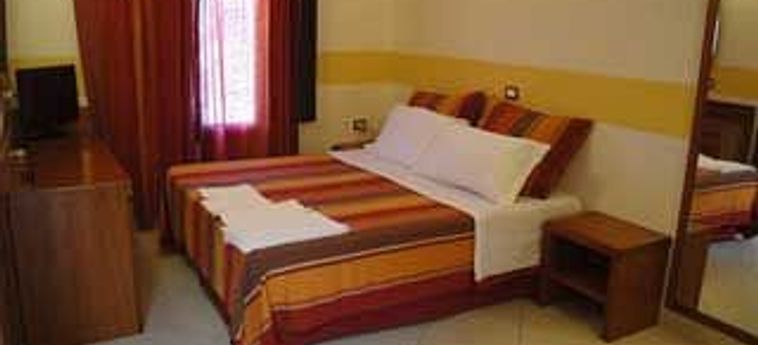 Hotel Villa Sunset Bed & Breakfast:  SYRACUSE