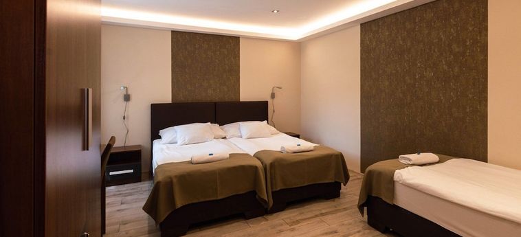 Hotel Vén Diófa De Lux Panzió Szeged: Foto 