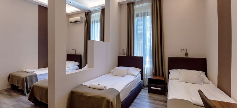Hotel Vén Diófa De Lux Panzió Szeged: Foto 