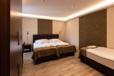 Hotel Vén Diófa De Lux Panzió Szeged: Photo 