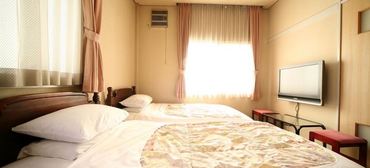 Hotel Minshuku Kuwataniya:  TAKAYAMA - GIFU PREFECTURE